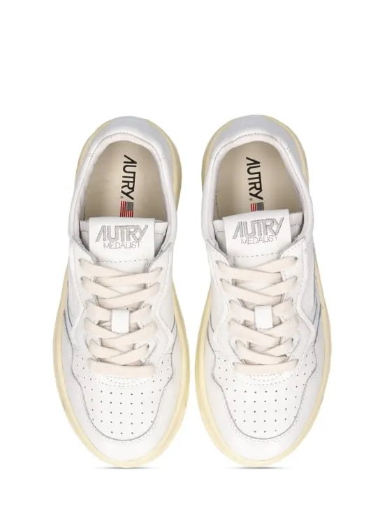 Autry   Medalist low lace-up sneakers 