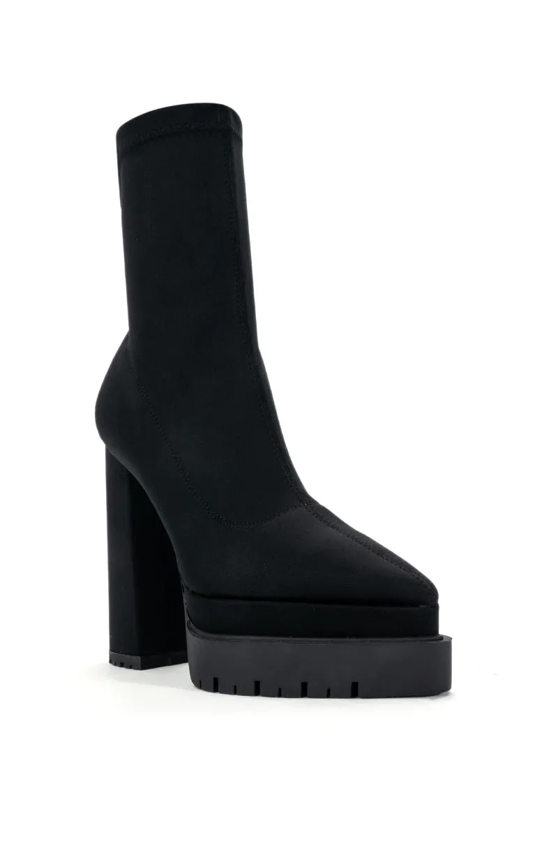 AZALEA WANG LEAH SLIP ON BLACK BOOTIE
