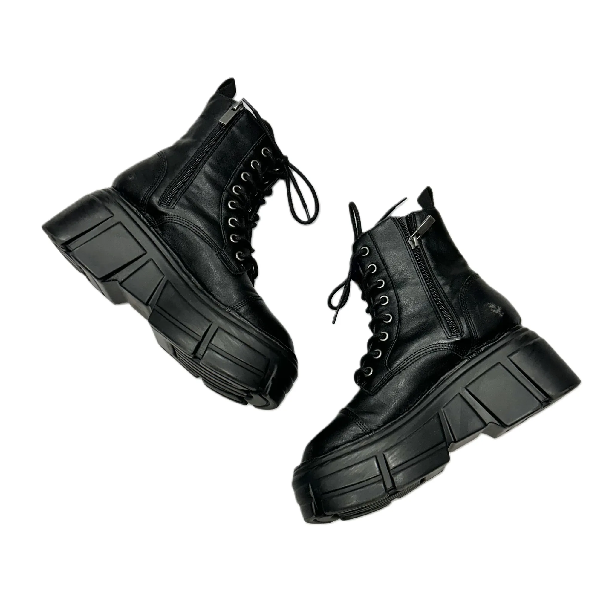Boots Ankle Heels By Steve Madden In Black, Size: 5