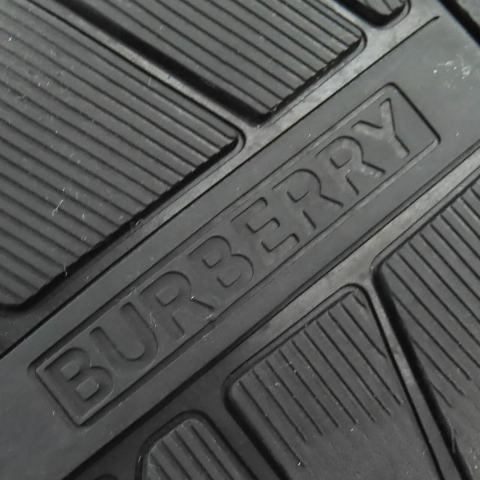 Burberry Leather Low Top Sneakers 41