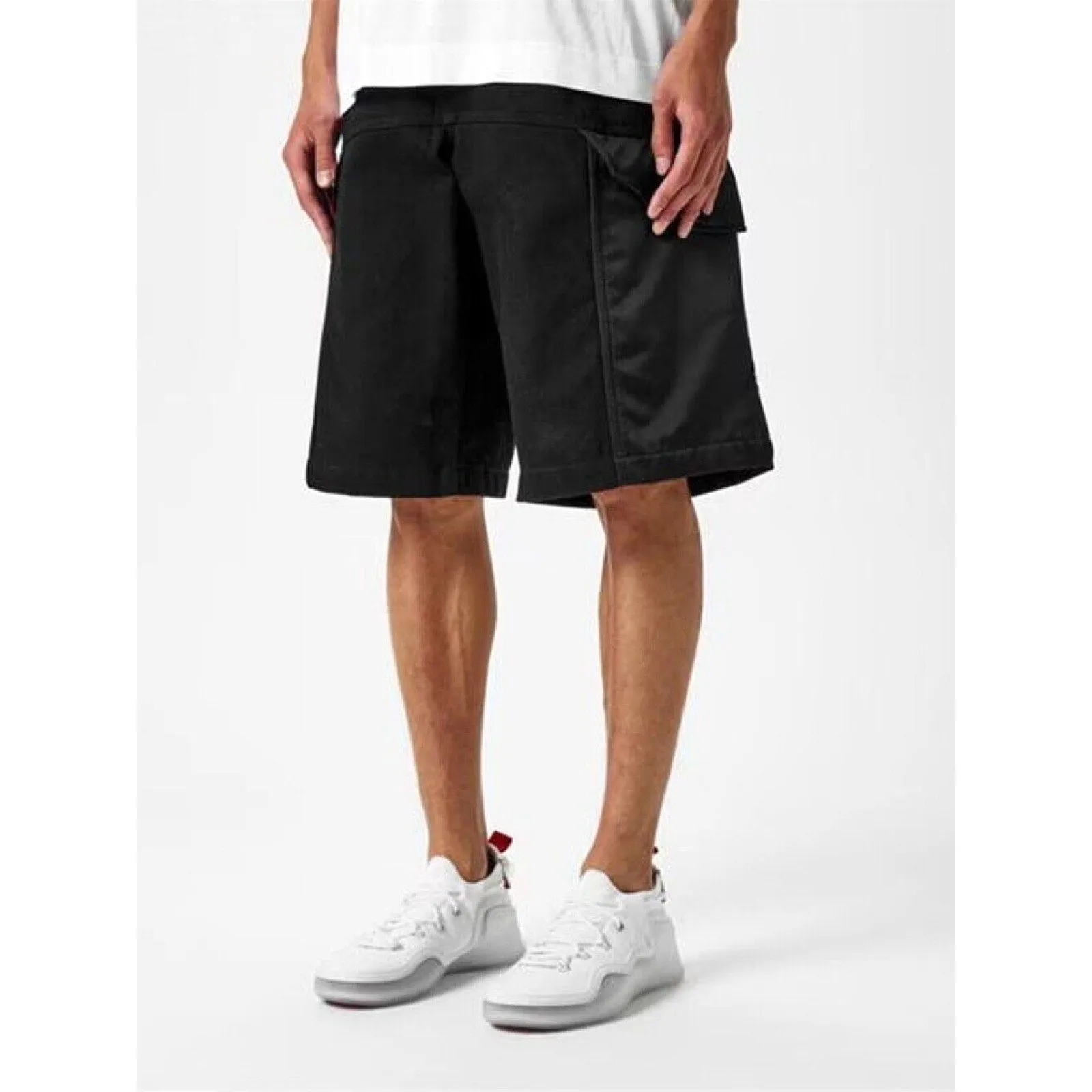 CHRISTIAN LOUBOUTIN Men's Arpoador Low-top Sneakers White