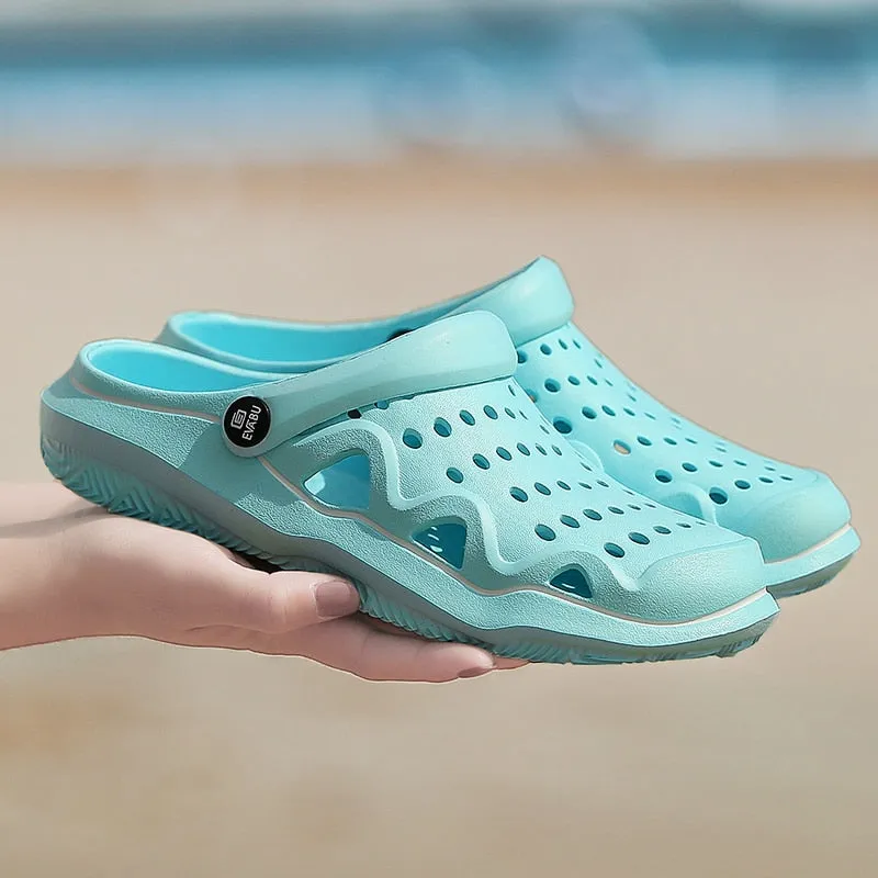 Clogs Summer Shoes Men Slippers Breathable shoes Casual Beach Sandals