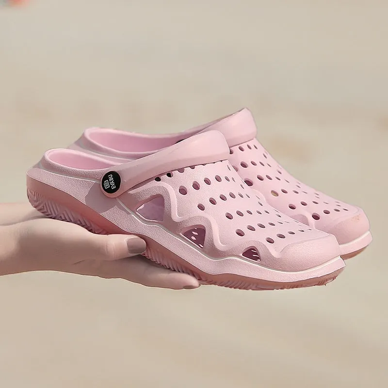 Clogs Summer Shoes Men Slippers Breathable shoes Casual Beach Sandals
