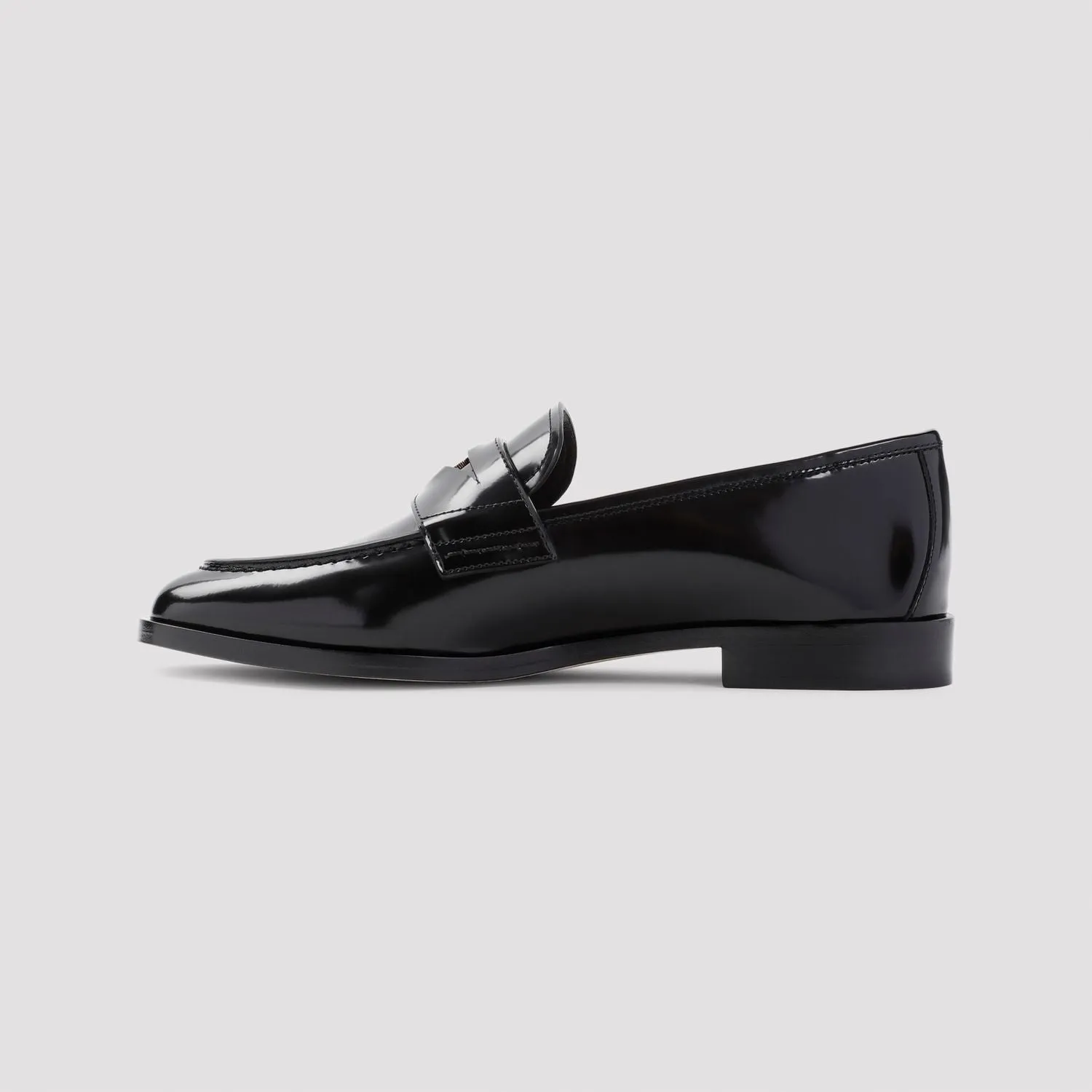 GIORGIO ARMANI Elegant Driver Moccasins for Women