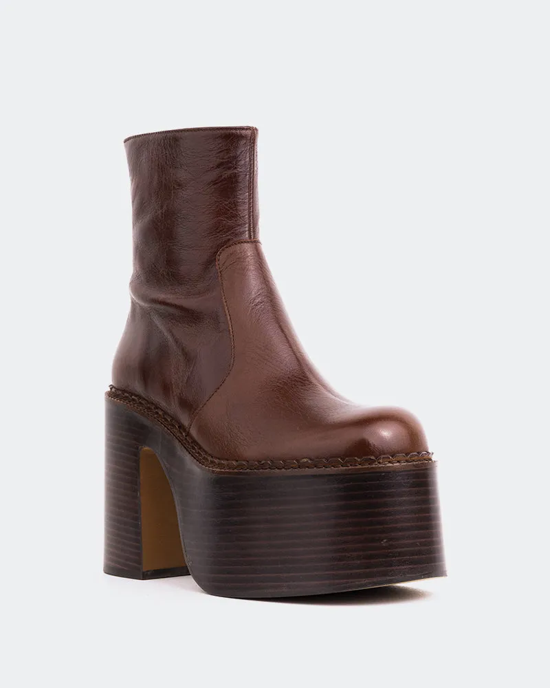 Gunner Chestnut Leather