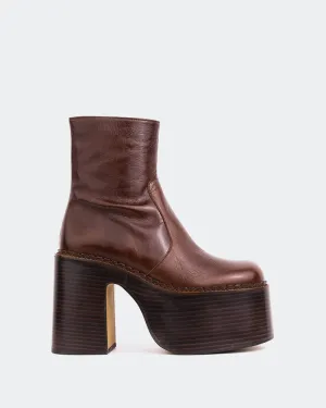 Gunner Chestnut Leather