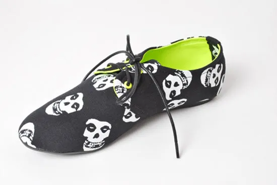 Iron Fist - Misfits Oxford Flexi Flat in Black