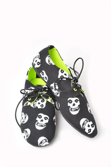 Iron Fist - Misfits Oxford Flexi Flat in Black