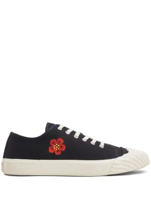 lace-up low-top sneakers