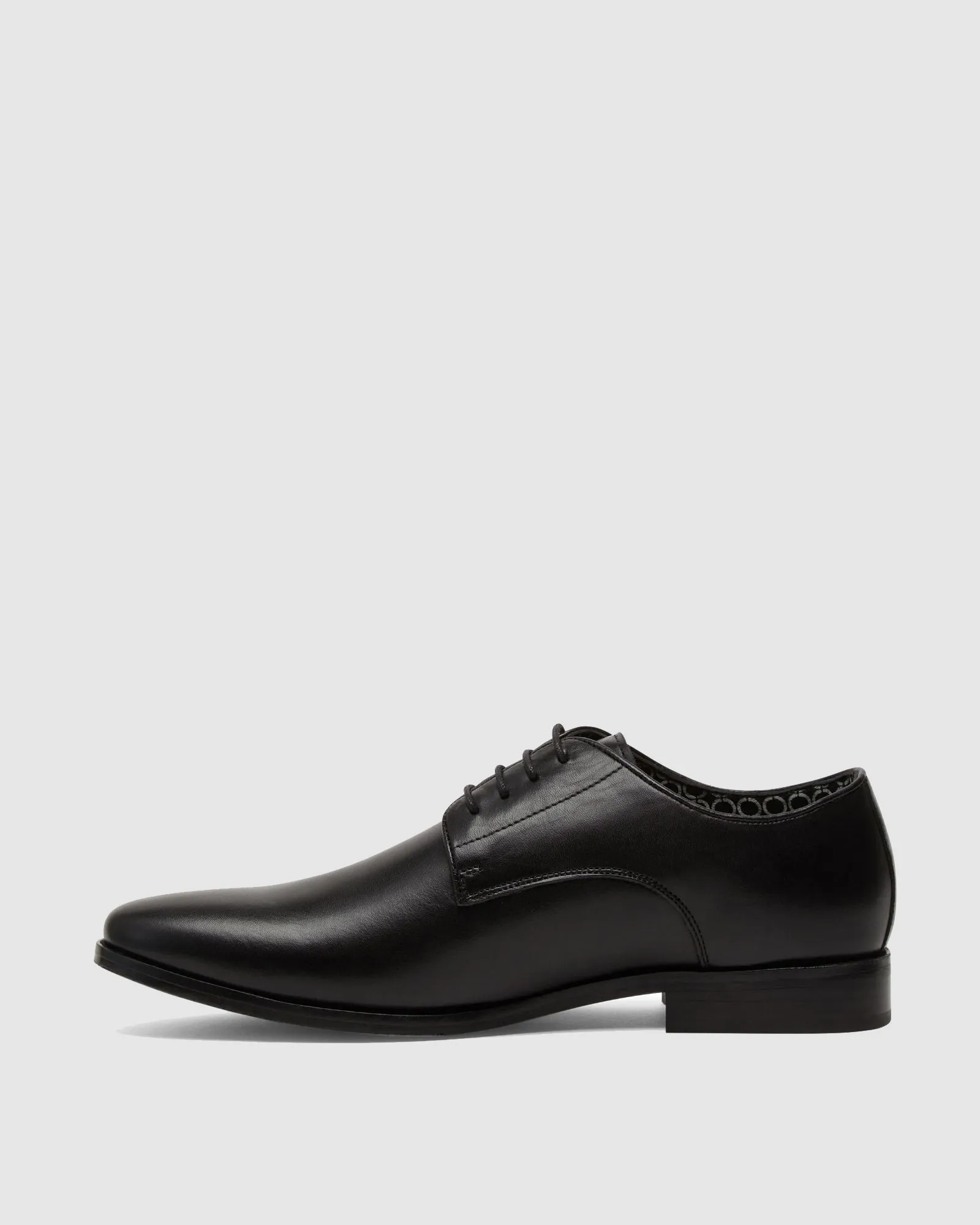 Larry Leather Derby Shoe