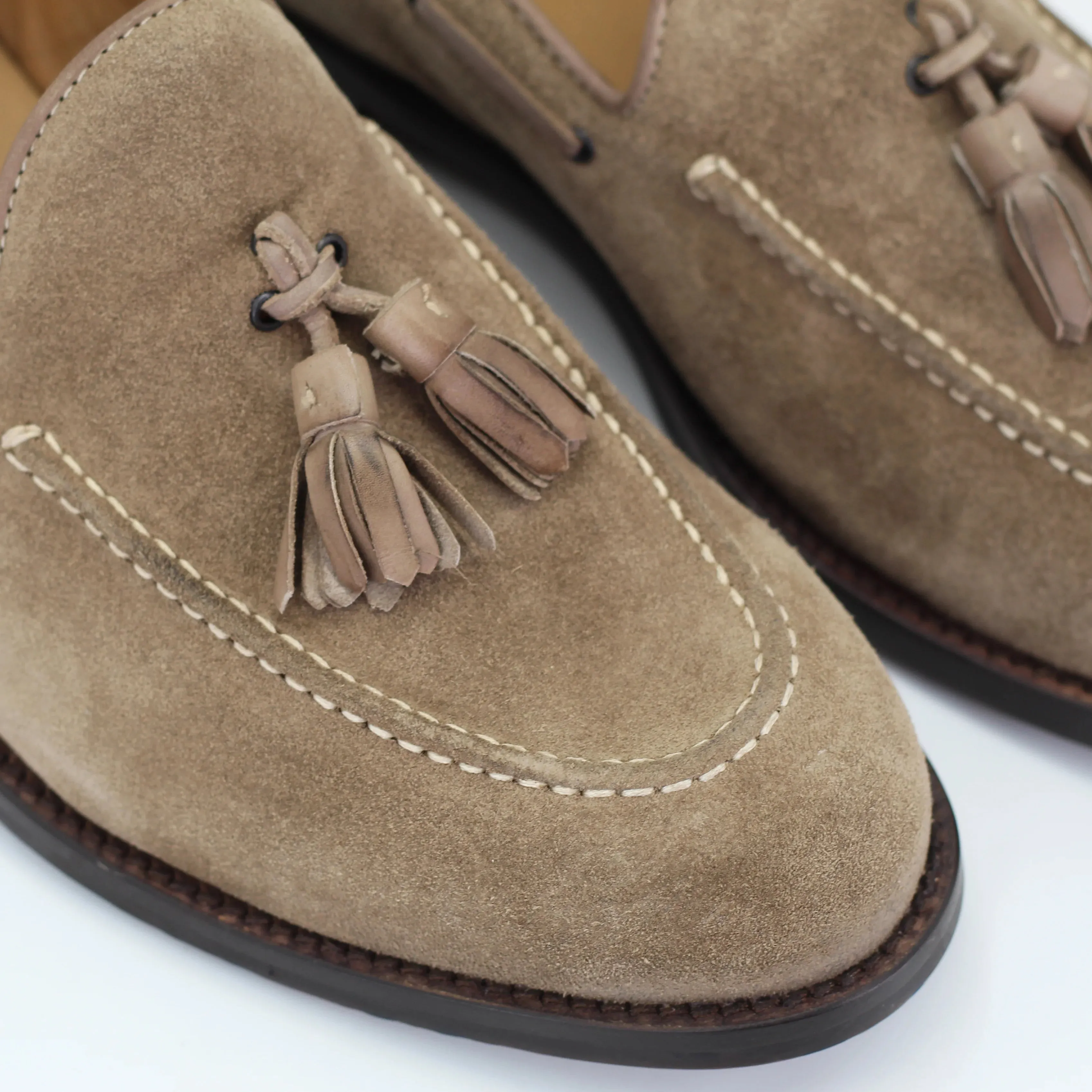 Men's tassle moccasin in calf leather suede taupe (BRU11234)