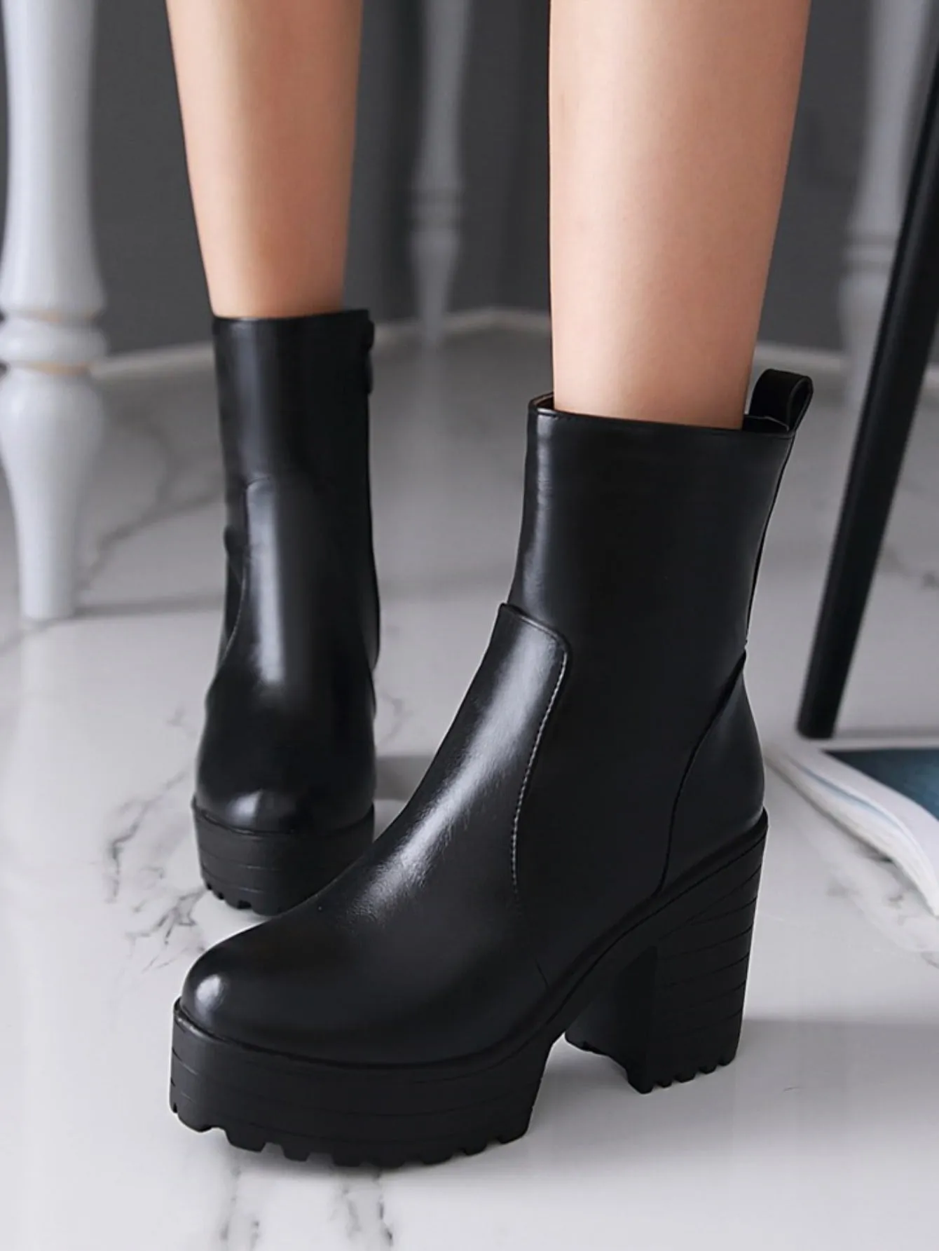 Minimalist Chunky Classic Boots