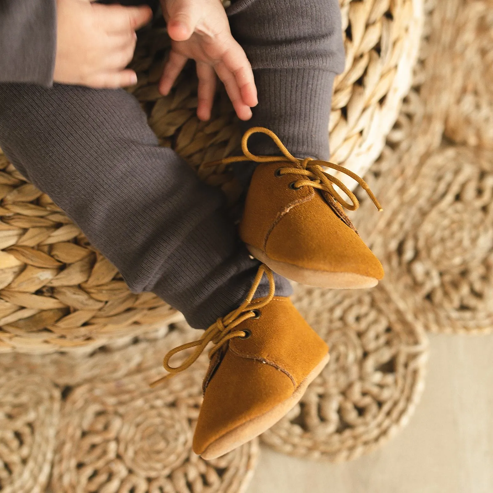 Mustard - Oxford - US Size 1-4 - Soft Sole