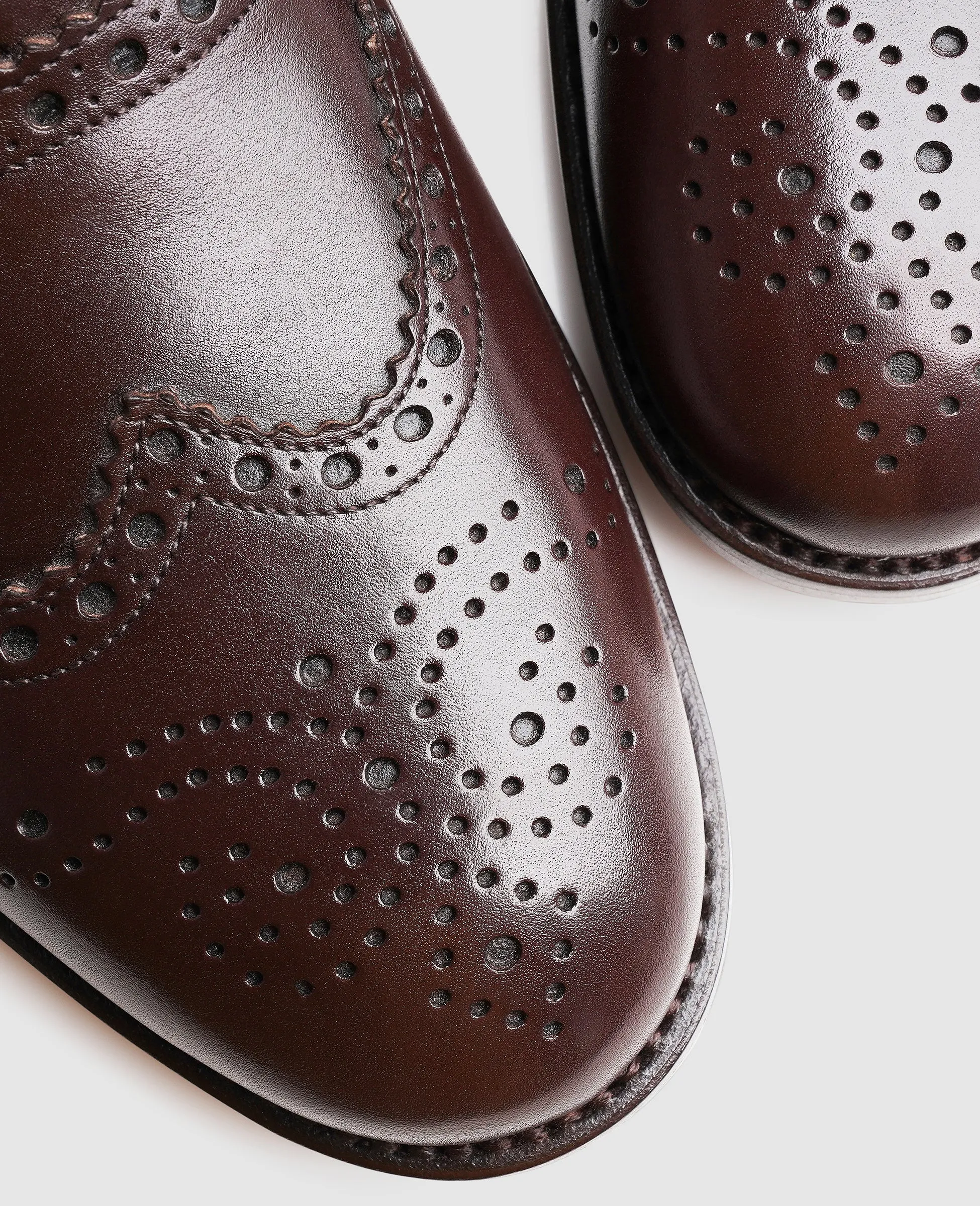 No. 561 - Dark Brown