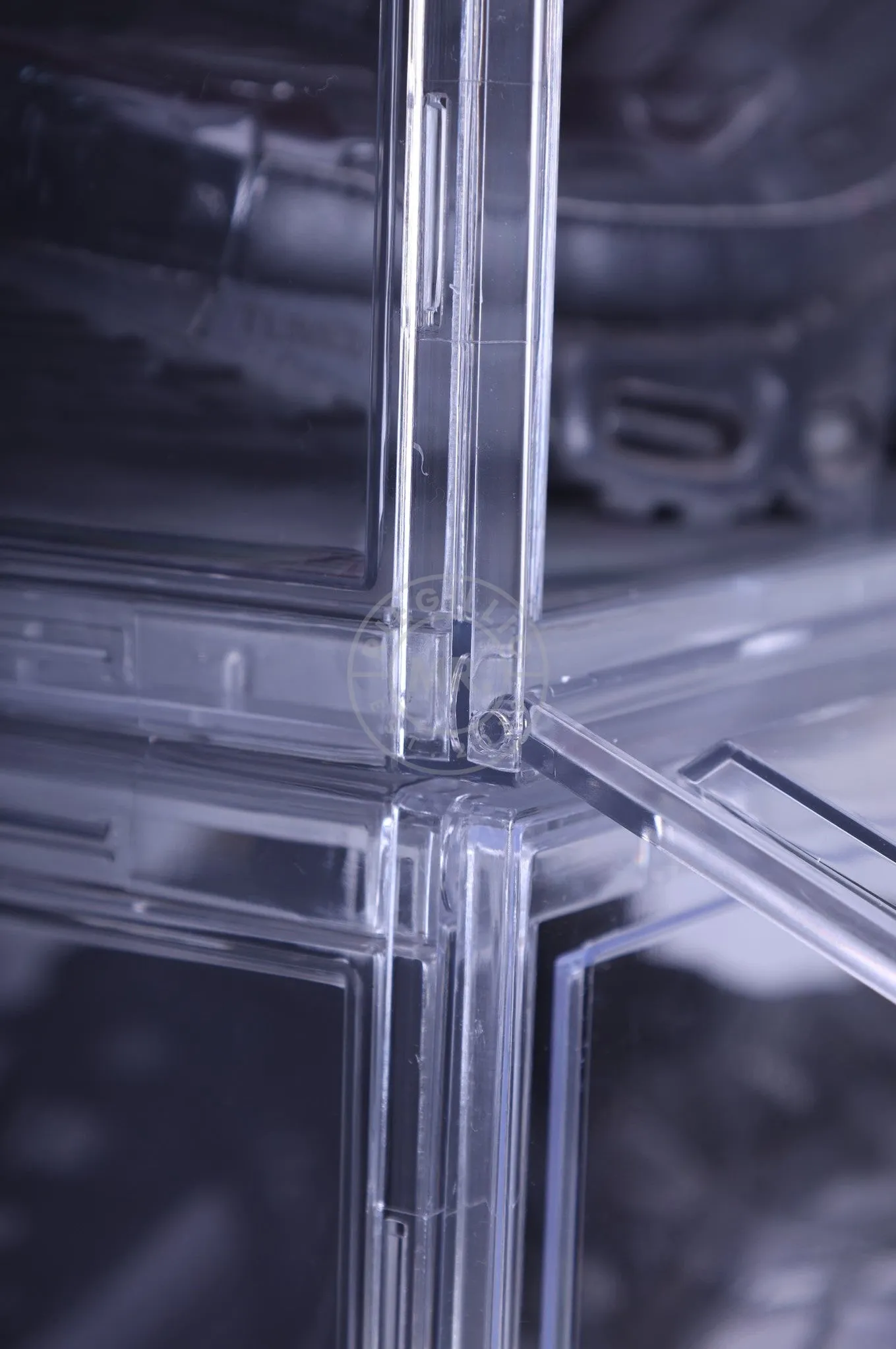 Premium Sneaker Box Transparent