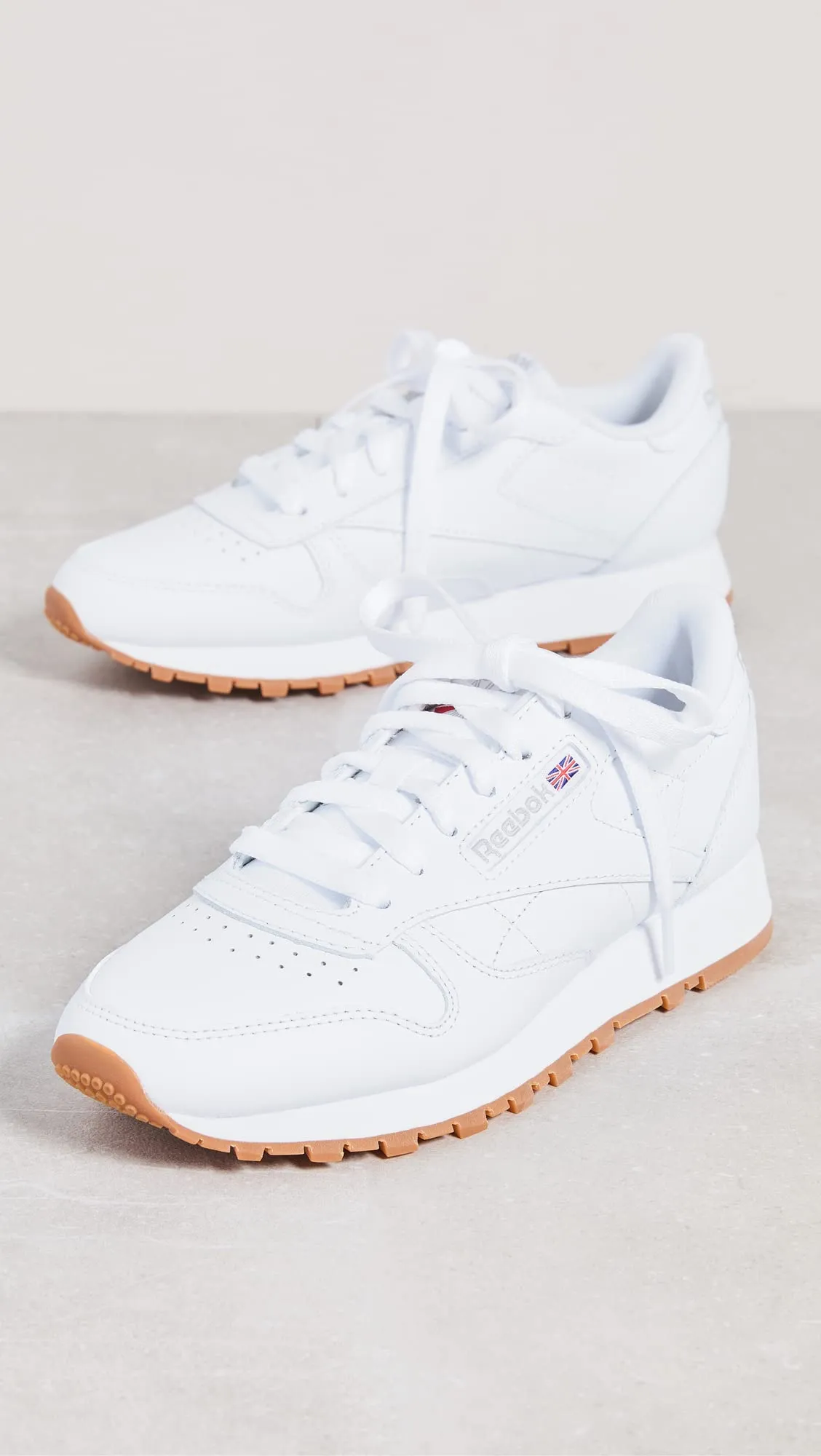 Reebok Women's Classic Leather Sneaker, Reefresh White/Pure Grey/Gum, 10.5