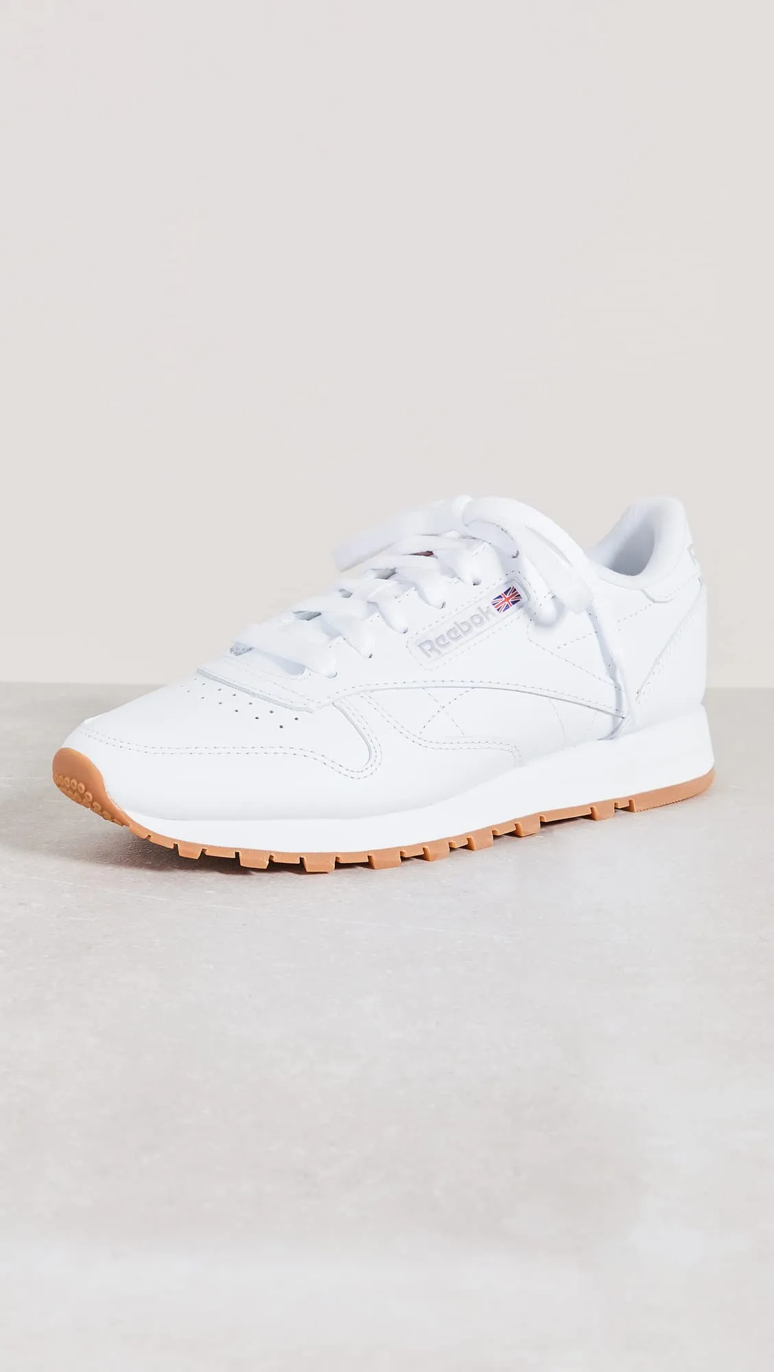 Reebok Women's Classic Leather Sneaker, Reefresh White/Pure Grey/Gum, 10.5
