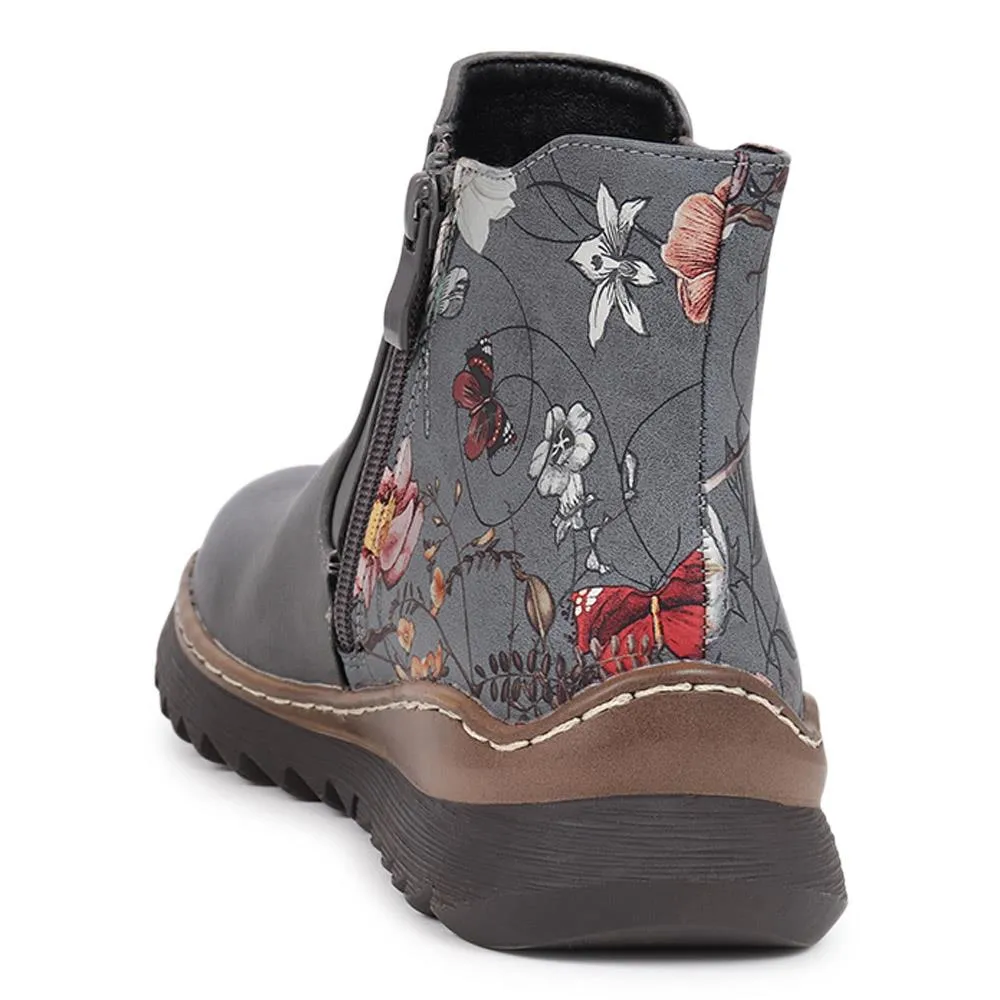 Slip-On Ankle Boots  - PINYI40001 / 326 031