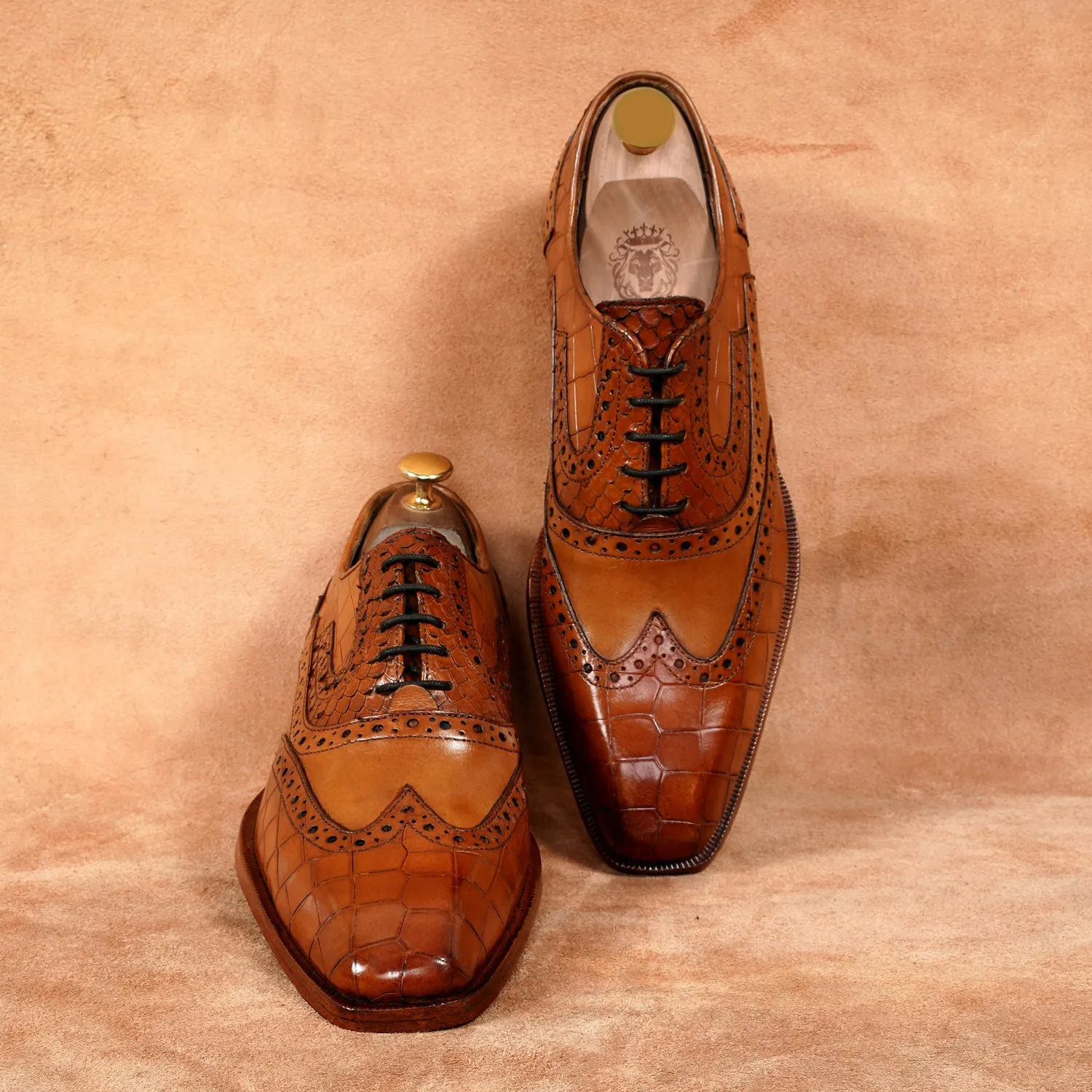 Tan Leather Formal Shoes with Wingtip Punching Brogue Oxford Lace-Up Closure