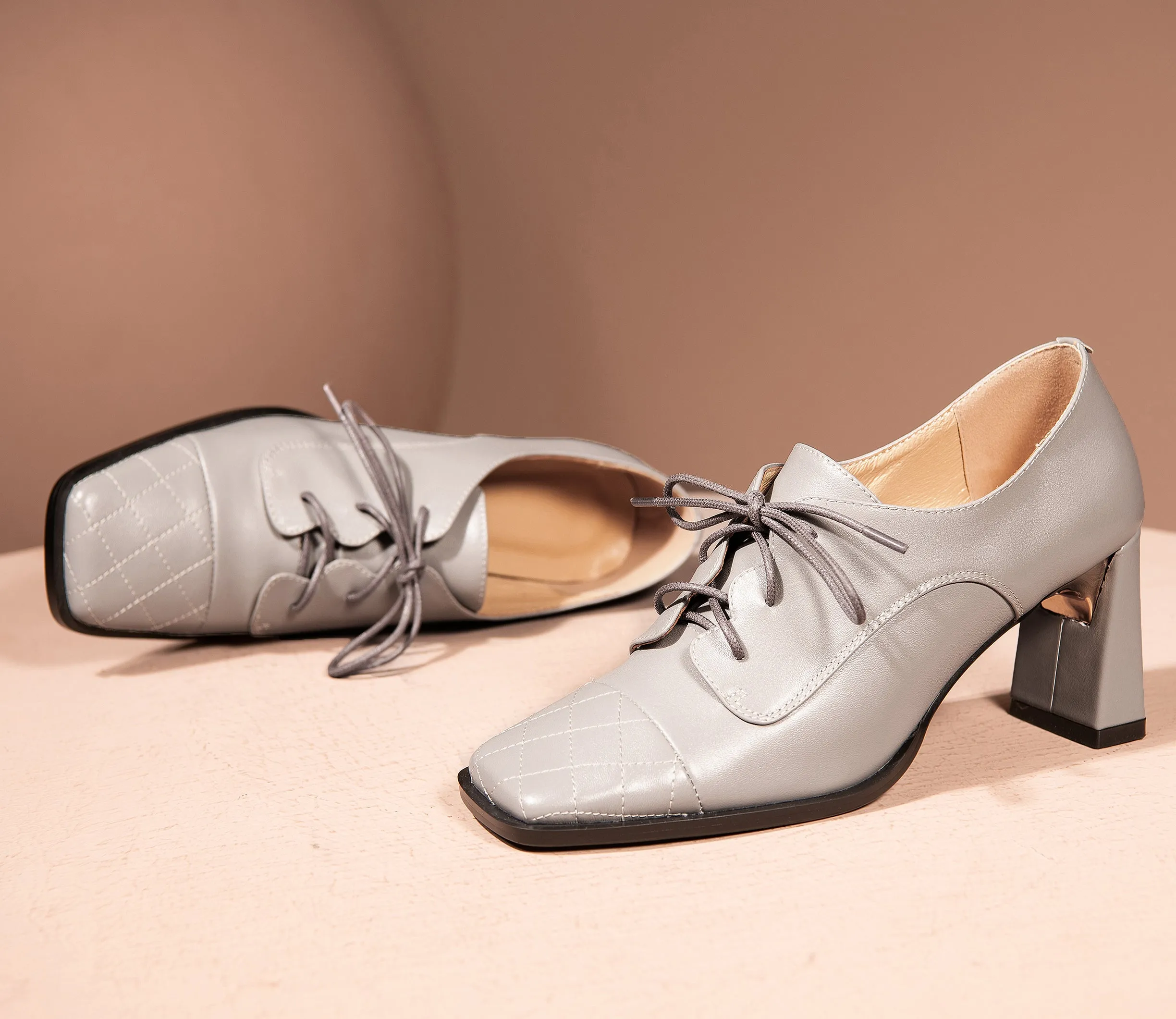 TinaCus Genuine Leather Women's Handmade Classic Square Toe Chunky Heel Lace Up Oxford Pump Shoes