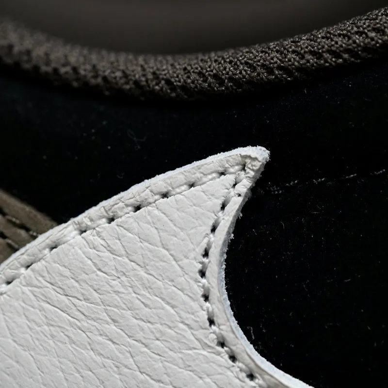 VO -TS x AJ1 Barb Low Top