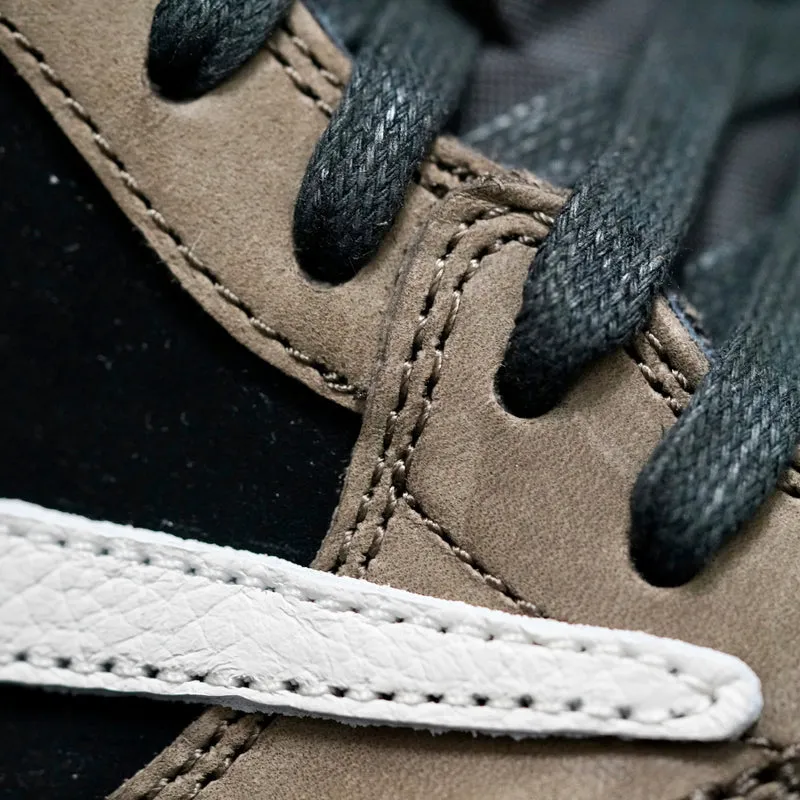 VO -TS x AJ1 Barb Low Top