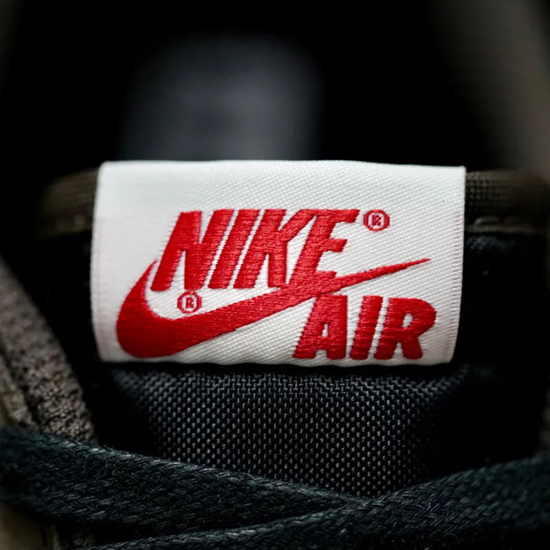 VO -TS x AJ1 Barb Low Top