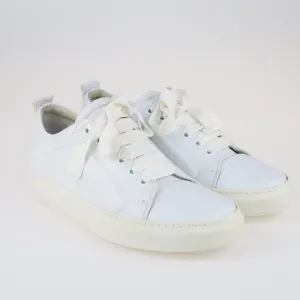 White DBB1 Low Top Sneakers