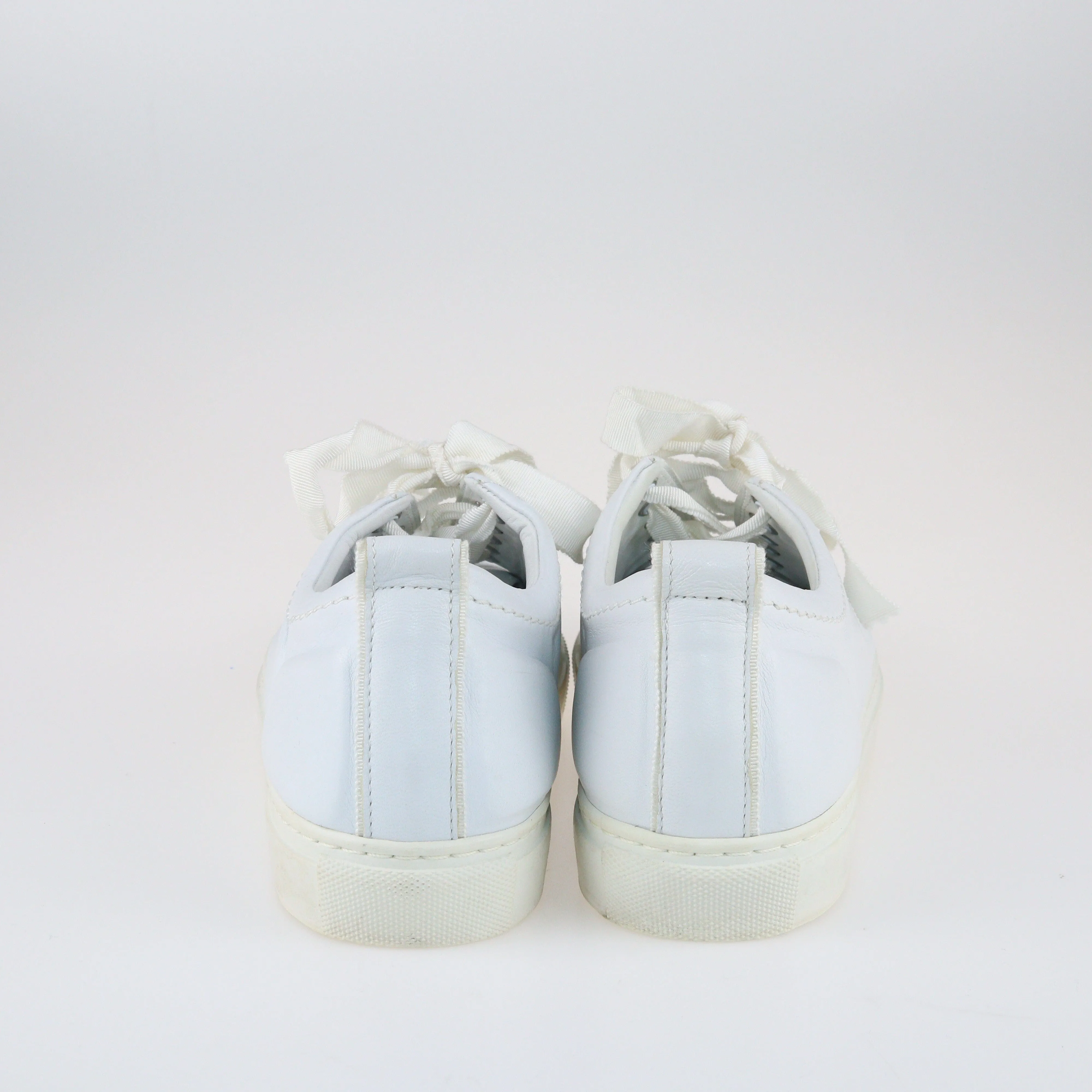 White DBB1 Low Top Sneakers