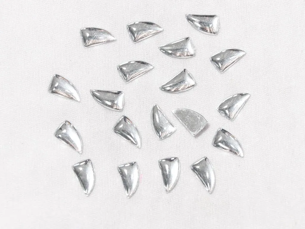 White Transparent Uneven Plastic Stones - 13x7 mm