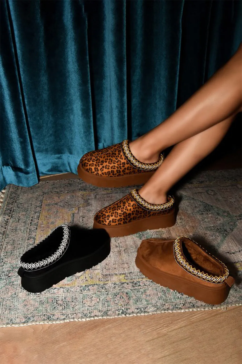 Whitley Leopard Platform Slides