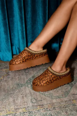 Whitley Leopard Platform Slides