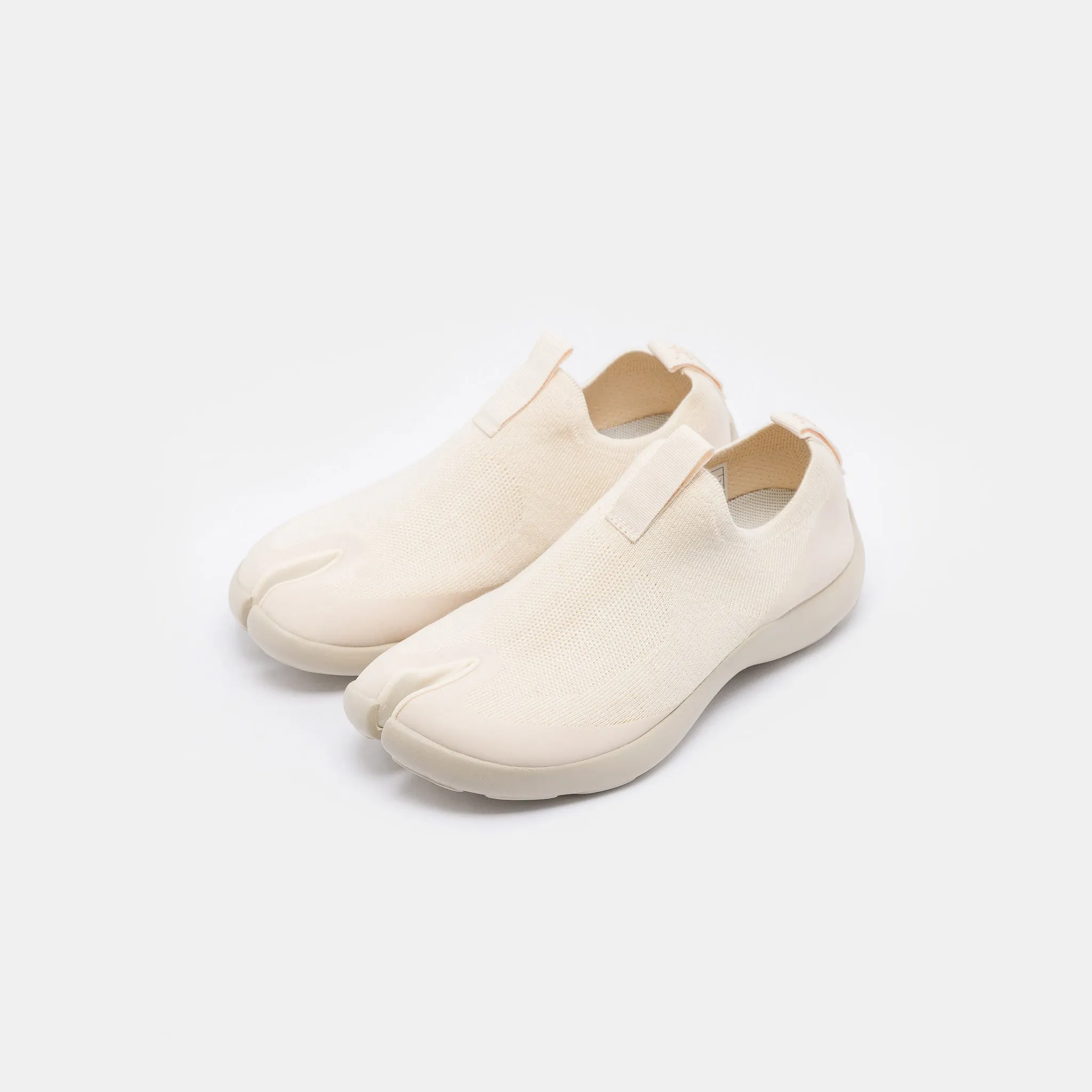 Womens Tabi Shoe in Off White