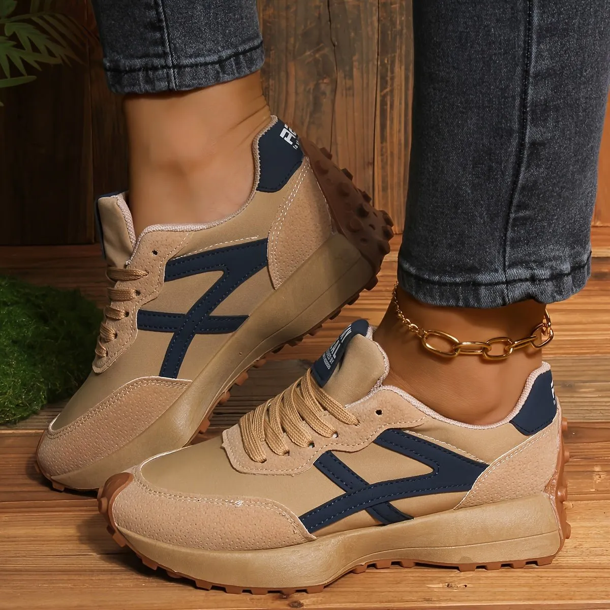 Women's Top Comfort Shoes - Breathable, Cushioned, Soft Lace-Up Design